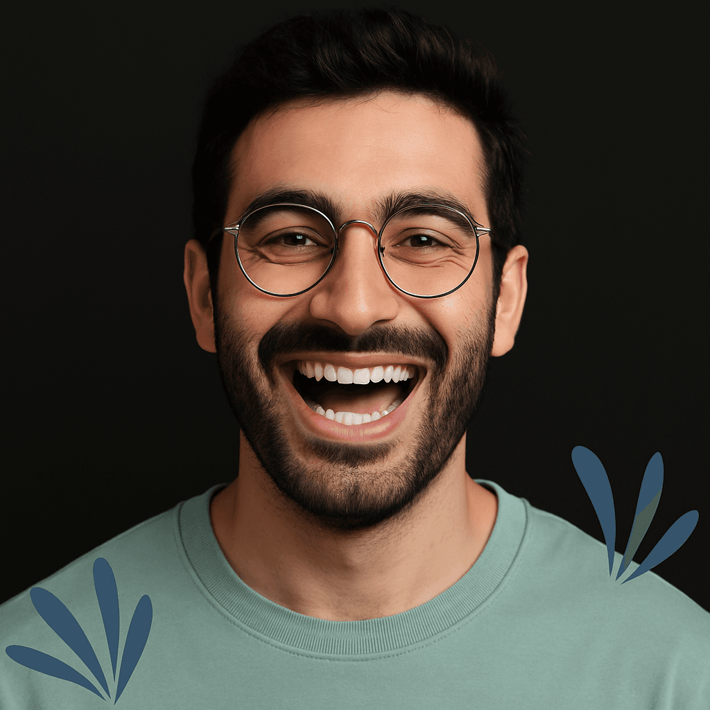 بیمار خوشحال با عینک